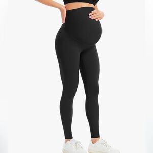 NWOT Maternity Black High Waisted Leggings